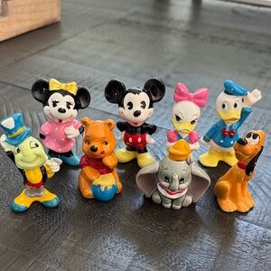 Disney Figurines Set Mickey Minnie Donald Daisy Pluto Dumbo Pooh Jiminy Cricket